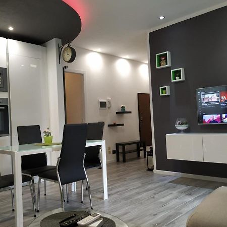 Appartamento Oasi Felice Como Zewnętrze zdjęcie